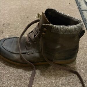 UGG Men's Dark Brown Leather Boots